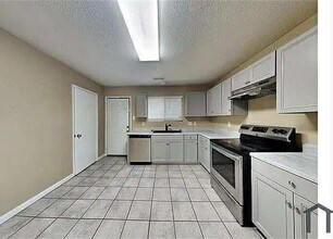 7340 Concordia Ln in Dallas, TX - Building Photo - Building Photo