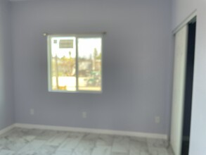 13274 Earl Ave in Baldwin Park, CA - Foto de edificio - Building Photo