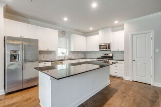 3320 Mission St in Fort Worth, TX - Building Photo - Building Photo