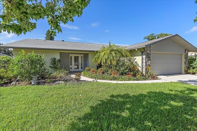 property at 4814 Country Oaks Blvd