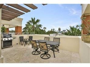 property at 1005 8th St