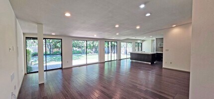 4200 Burrell Way in Sacramento, CA - Building Photo - Building Photo