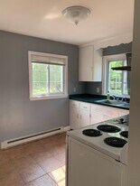 33 Hartwell Ave, Unit Apartmemt in Littleton, MA - Building Photo