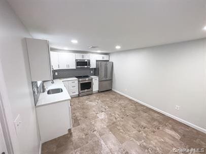 453 Vineyard Ave in Highland, NY - Building Photo - Building Photo