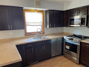 4570 N Narragansett Ave in Harwood Heights, IL - Building Photo - Building Photo