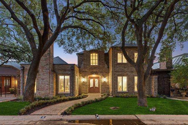 6 St Laurent Pl in Dallas, TX - Building Photo