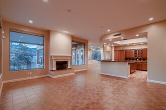 6038 E Country Club Vista Dr in Tucson, AZ - Building Photo - Building Photo