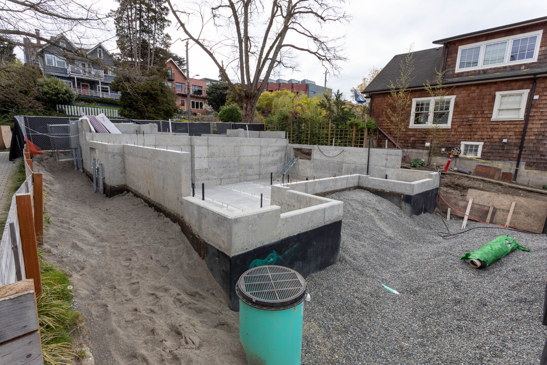 Eastown Lofts in Seattle, WA - Building Photo