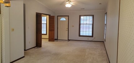 220 N Sunnyside Ct in Columbia, MO - Building Photo - Building Photo