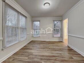 8401 Forest Shadow Cir in Cornelius, NC - Building Photo - Building Photo