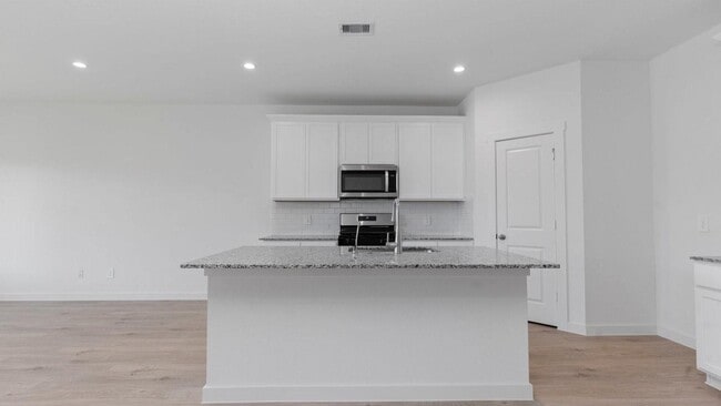 5030 Balcolm Dr in Arcola, TX - Building Photo - Building Photo