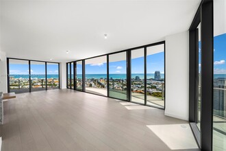 500 Alton Rd, Unit 3101 in Miami Beach, FL - Building Photo - Building Photo