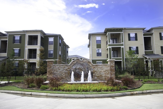 Chapel Creek in Mandeville, LA - Building Photo - Building Photo