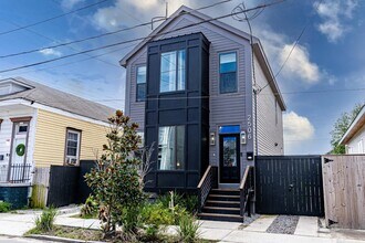 2506 Dumaine St in New Orleans, LA - Building Photo - Building Photo