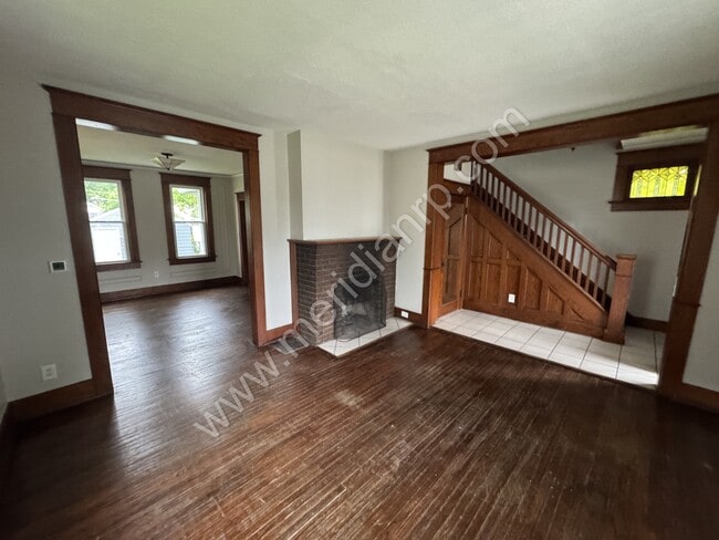 321 Kinsmoor Ave in Fort Wayne, IN - Building Photo - Building Photo