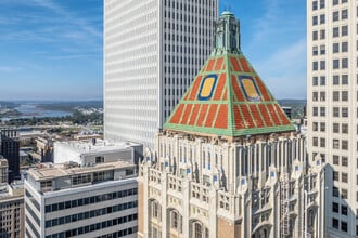 Philtower Lofts in Tulsa, OK - Building Photo - Building Photo