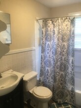 1319 W Walnut Ave in Gastonia, NC - Building Photo - Building Photo