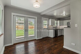 201 S Meade St in Denver, CO - Foto de edificio - Building Photo