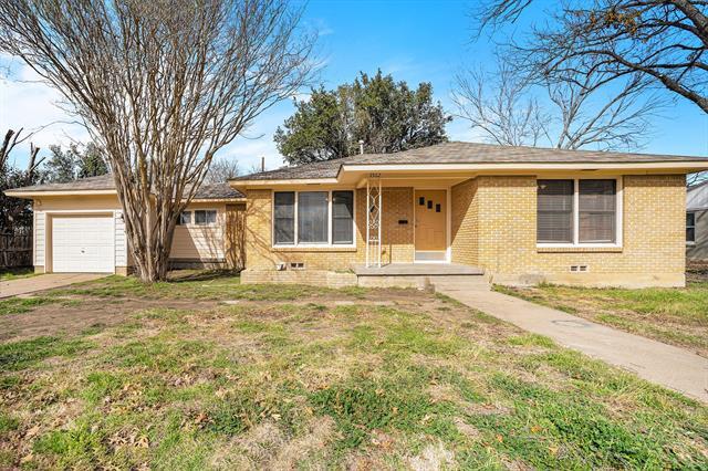 3562 South Dr in Fort Worth, TX - Building Photo - Building Photo