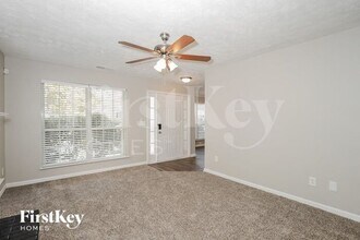 8124 Valley Ridge Dr in Union City, GA - Building Photo - Building Photo
