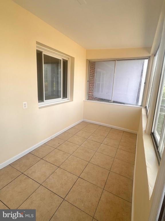 property at 3433 Clay St NE