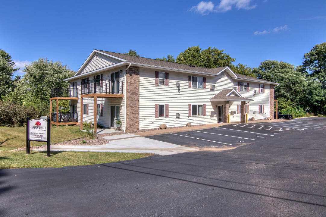 London Road Apartments in Eau Claire, WI - Building Photo