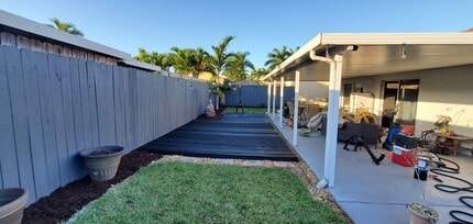 18310 SW 114th Ct in Miami, FL - Building Photo - Building Photo