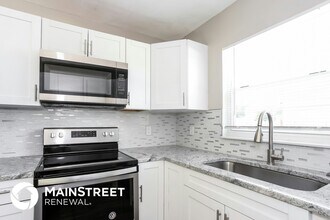 2776 20th Ave SW in Largo, FL - Foto de edificio - Building Photo