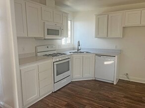 21100 State St in San Jacinto, CA - Building Photo - Building Photo