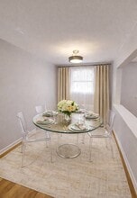 2050 Hazen St, Unit 2nd floor (Entire floor) in East Elmhurst, NY - Foto de edificio - Building Photo