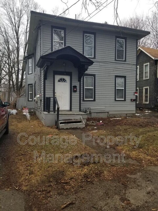 514 W 1st St in Elmira, NY - Building Photo