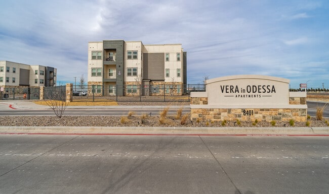 Vera In Odessa in Odessa, TX - Foto de edificio - Building Photo