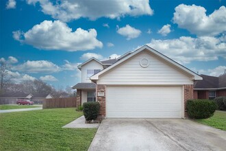 7203 Autumn Day Ct in Magnolia, TX - Building Photo - Building Photo