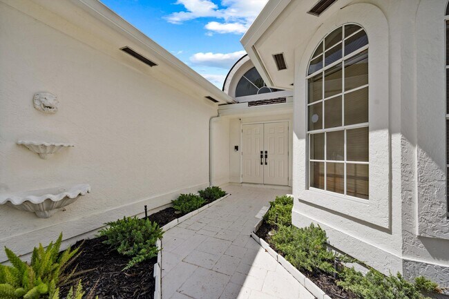 2587 Muir Cir in Wellington, FL - Building Photo - Building Photo