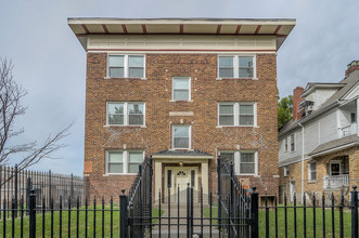 Central Ave Apartments in Kansas City, MO - Building Photo - Building Photo