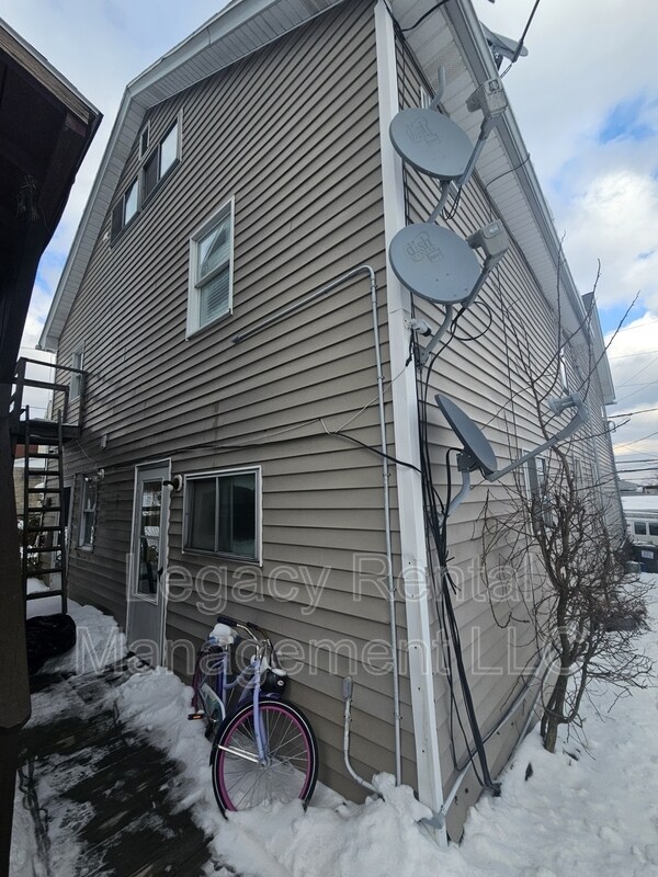 3 Ridge St in Freeland, PA - Building Photo - Building Photo