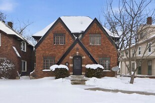 714 W Packard Ave in Fort Wayne, IN - Building Photo