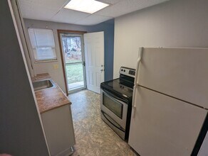 4052-4054-4054 Halsey Pl in Columbus, OH - Building Photo - Building Photo