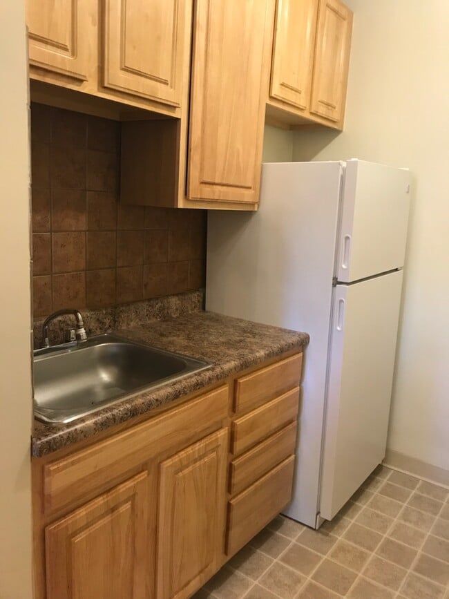 Toronto Parcade Apartments in St. Louis, MO - Building Photo - Building Photo