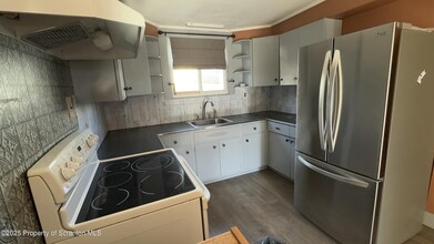 357 S Hyde Park Ave in Scranton, PA - Building Photo - Building Photo
