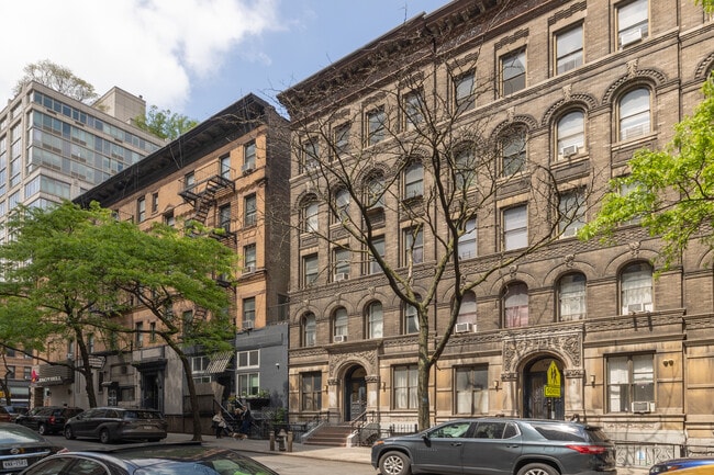 143 E 97th St in New York, NY - Building Photo - Building Photo