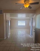 3128 San Dimas St in Bakersfield, CA - Foto de edificio - Building Photo