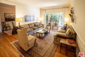 9974 Durant Dr in Beverly Hills, CA - Building Photo - Building Photo