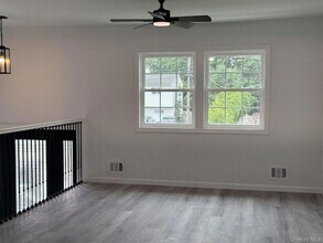 495 Hawkins Rd in Selden, NY - Building Photo - Building Photo