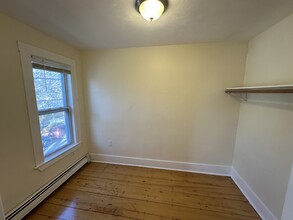 66 Pleasant St, Unit 2 in Cambridge, MA - Building Photo - Building Photo