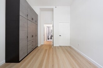 20 2nd St, Unit 105 in Jersey City, NJ - Building Photo - Building Photo