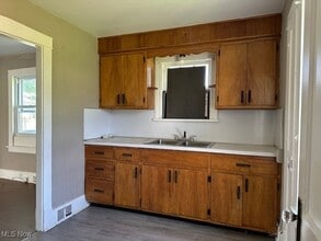 920 Pasadena Ave in Youngstown, OH - Building Photo - Building Photo