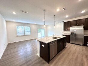 155 Cabernet Dr in Chapel Hill, NC - Building Photo - Building Photo