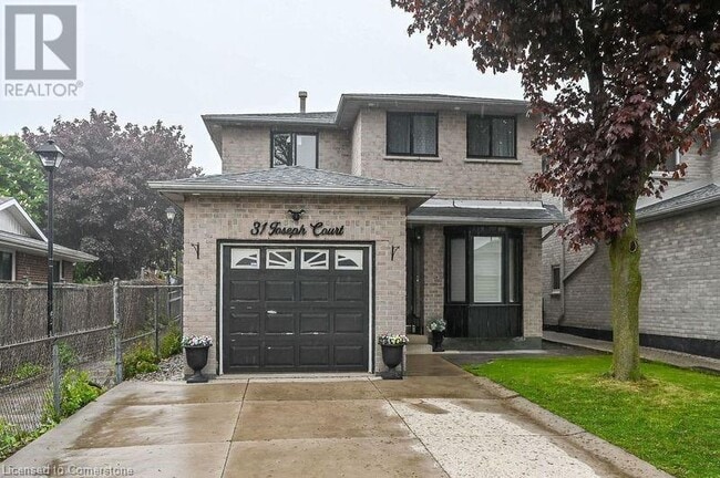 property at 31 Joseph Ct