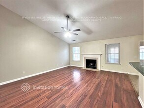 406 Crested View Dr in Loganville, GA - Building Photo - Building Photo